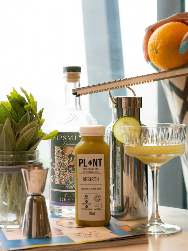 Keep Your Skin, Gut & Happy Hormones Happy These Holidays